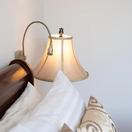 بيت ضيافة Queen Teuta Luxury 3*