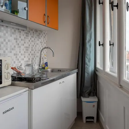 Queen Teuta Luxury 3*