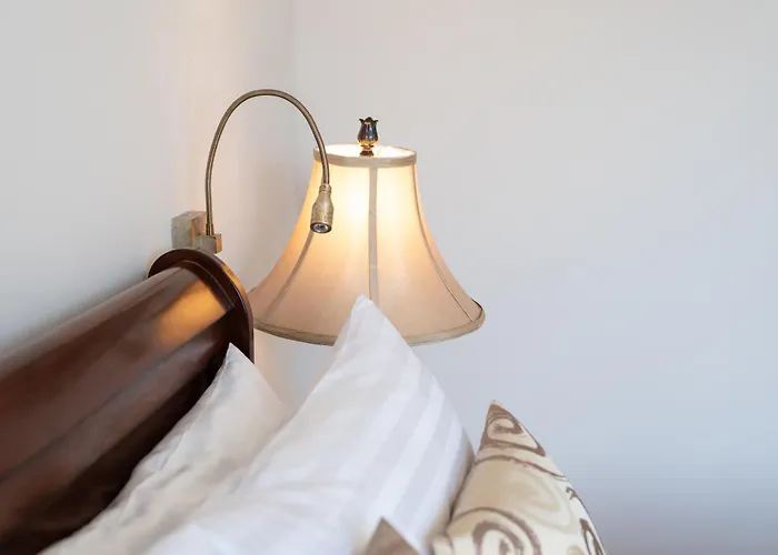 Pensionat Queen Teuta Luxury 3*