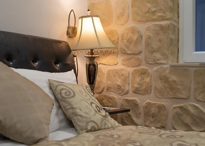 Queen Teuta Luxury 3*