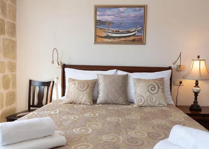 Pensionat Queen Teuta Luxury